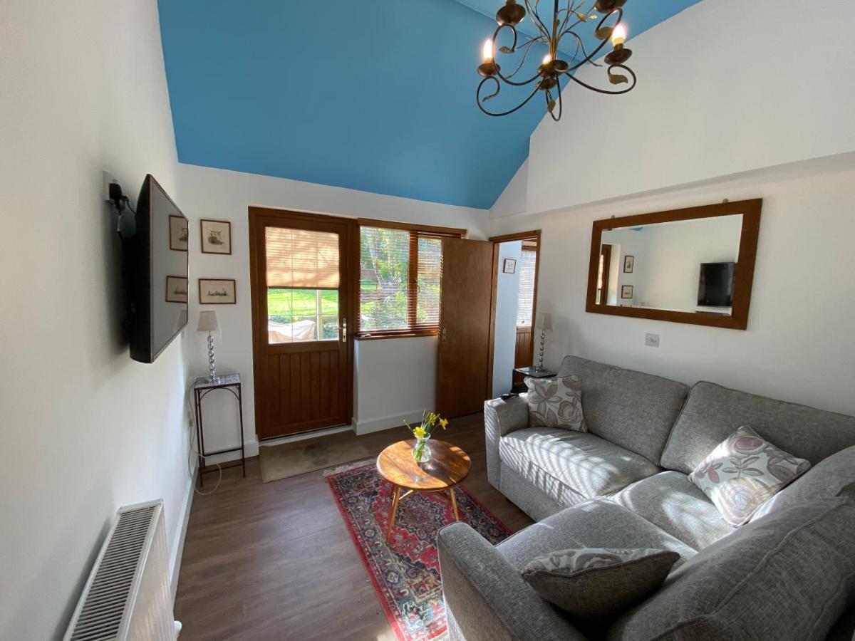 Newton Farmhouse Whiteparish Buitenkant foto